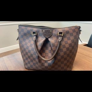 Louis Vuitton purse - authentic -damier Siena MM